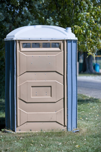 Best High-end porta potty rental  in Gibsonton, FL